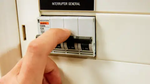 Este viernes se registra el segundo precio de la luz más alto de la historia La subida del precio de la luz