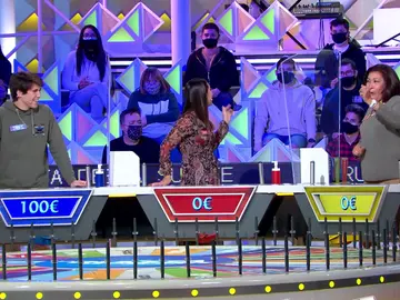 Elena se lanza a cantar y hace peligrar a Joaquín: “Te van a quitar el puesto” Elena se lanza a cantar y hace peligrar a Joaquín: “Te van a quitar el puesto”