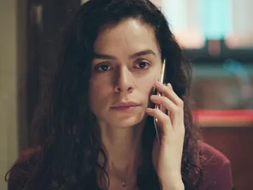Bahar desconfía de Sarp y amenaza con contar todo a la Policía Bahar desconfía de Sarp y amenaza con contar todo a la Policía