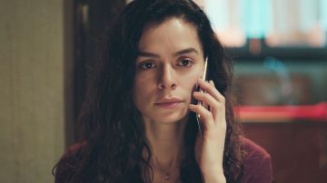 Bahar desconfía de Sarp y amenaza con contar todo a la Policía