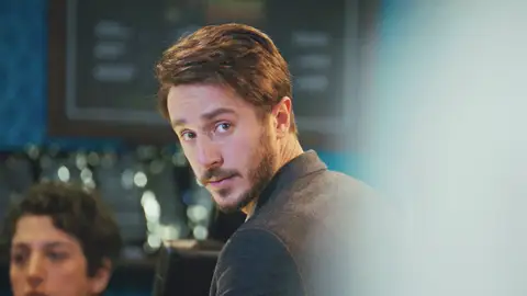 ¿Quién es el dueño del restaurante? Ceyda huye cuando Bahar iba a solicitar trabajo  ¿Quién es el dueño del restaurante? Ceyda huye cuando Bahar iba a solicitar trabajo