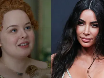 Nicola Coughlan, Penelope Featherington en 'Los Bridgerton' y Kim Kardashian Nicola Coughlan, Penelope Featherington en 'Los Bridgerton' y Kim Kardashian