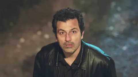 "Una mujer está muerta": Hatice, Ceyda o Yeliz, ¿quién es la víctima de Nezir? "Una mujer está muerta": Hatice, Ceyda o Yeliz, ¿quién es la víctima de Nezir?