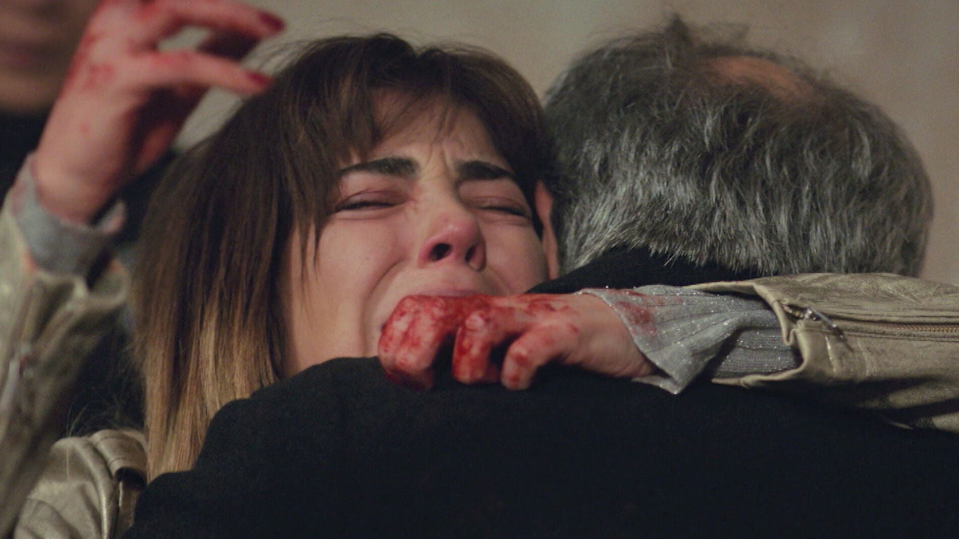 Una tragedia que conmover&aacute; a todos en 'Mujer': "&iquest;Qui&eacute;n ha muerto?"