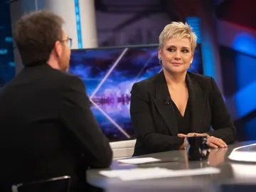 El mensaje tranquilizador de Gloria Serra: "En mayo nos van a salir las vacunas por las orejas" El mensaje tranquilizador de Gloria Serra: "En mayo nos van a salir las vacunas por las orejas"