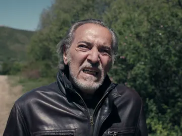¿Será Cristina quién pide auxilio en medio del bosque? ¿Será Cristina quién pide auxilio en medio del bosque?
