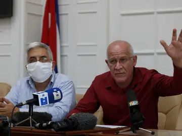 Los viceministros de Cultura de Cuba Fernando Rojas y Fernando León Jacomino Los viceministros de Cultura de Cuba Fernando Rojas y Fernando León Jacomino