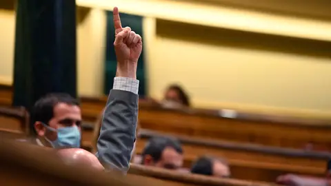 Un momento del pleno extraordinario celebrado este jueves en el Congreso de los Diputados Un momento del pleno extraordinario celebrado este jueves en el Congreso de los Diputados