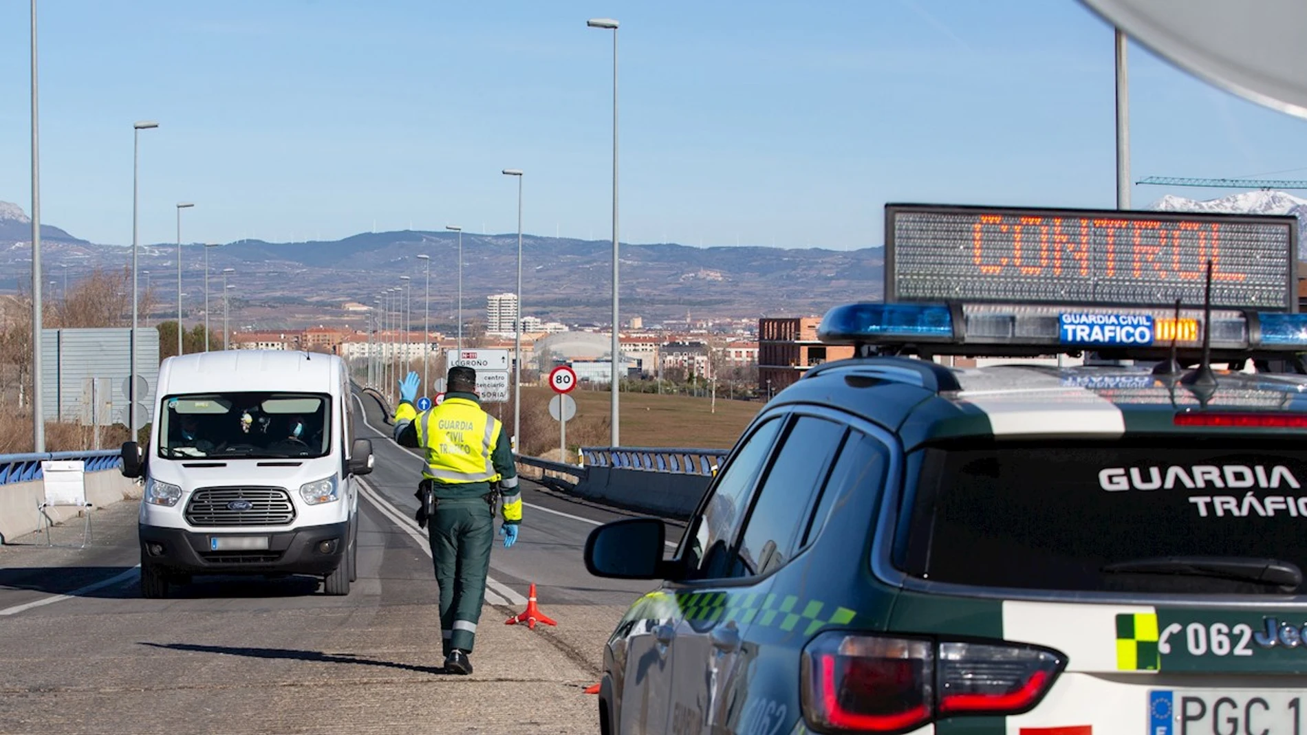 Nuevas medidas, confinamiento en Madrid, restricciones en Andalucía, Cataluña, Galicia, Castilla y León y últimas noticias del coronavirus en España hoy Nuevas medidas, confinamiento en Madrid, restricciones en Andalucía, Cataluña, Galicia, Castilla y León y últimas noticias del coronavirus en España hoy