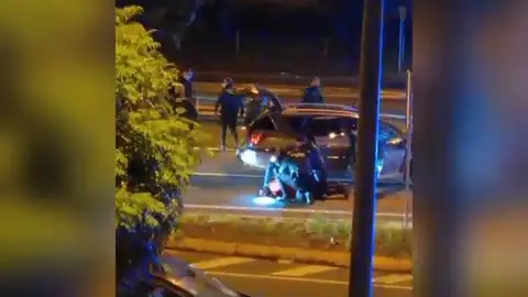 Tres detenidos en Utrera tras una persecución policial con disparos por un intento de robo Tres detenidos en Utrera tras una persecución policial con disparos por un intento de robo