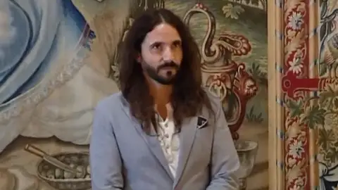 Baltasar Picornell, expresidente del Parlamento balear, busca trabajo de carpintero metálico Baltasar Picornell, expresidente del Parlamento balear, busca trabajo de carpintero metálico