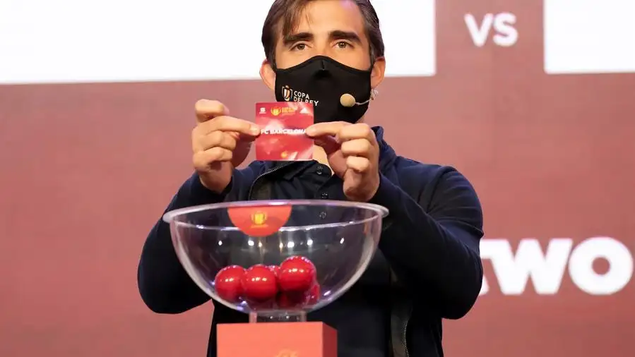 Sorteo Copa del Rey: Horario, cruces, bombos y dónde ver el sorteo de cuartos de final hoy en directo Sorteo Copa del Rey 2021: Horario, bombos y dónde ver el sorteo de los cuartos de final