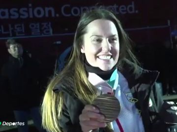Astrid Fina, la primer rider de snowboard en lograr una medalla en unos JJOO tras tener que amputarse un pie