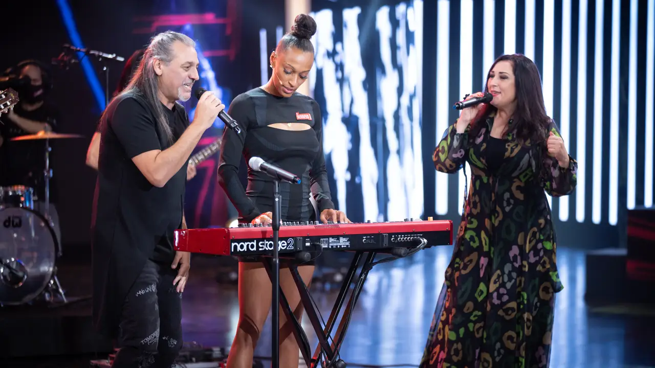 Ana Peleteiro canta ‘Sueño contigo’ junto a Camela en 'El Desafío'