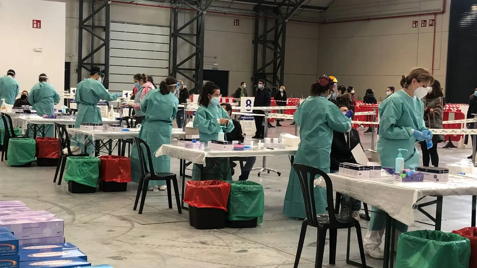 Cribado masivo de pruebas de coronavirus en el Instituto Ferial de Vigo Cribado masivo de pruebas de coronavirus en el Instituto Ferial de Vigo