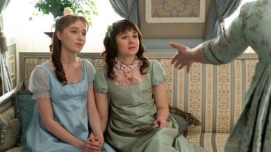 'Los Bridgerton': Una famosísima actriz es en realidad Lady Whistledown y no te habías dado cuenta