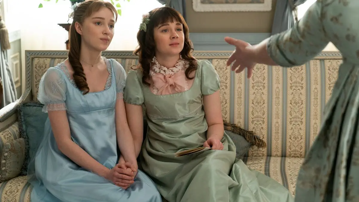 Daphne y Eloise en 'Los Bridgerton' Daphne y Eloise en 'Los Bridgerton'