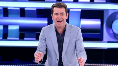Arturo Valls disfruta con el ‘sufrimiento’ de Eli antes de caer por la trampilla