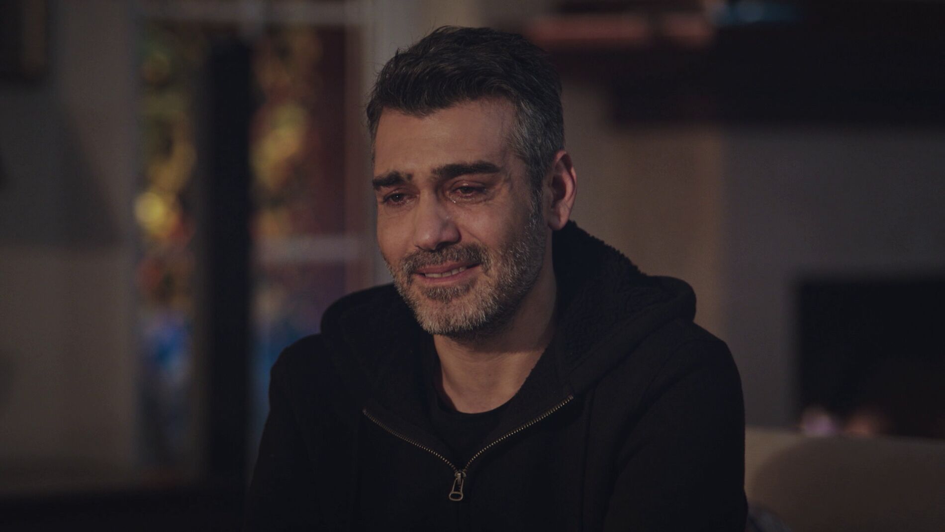Sarp confiesa sus sentimientos a Bahar: “Ahora soy completamente feliz”
