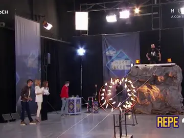 ¡Una canasta perfecta! 'El Hor-minero' sorprende a Susanna Griso en una ciencia dedicada a Pablo Motos ¡Una canasta perfecta! 'El Hor-minero' sorprende a Susanna Griso en una ciencia dedicada a Pablo Motos