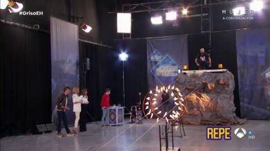 ¡Una canasta perfecta! 'El Hor-minero' sorprende a Susanna Griso en una ciencia dedicada a Pablo Motos