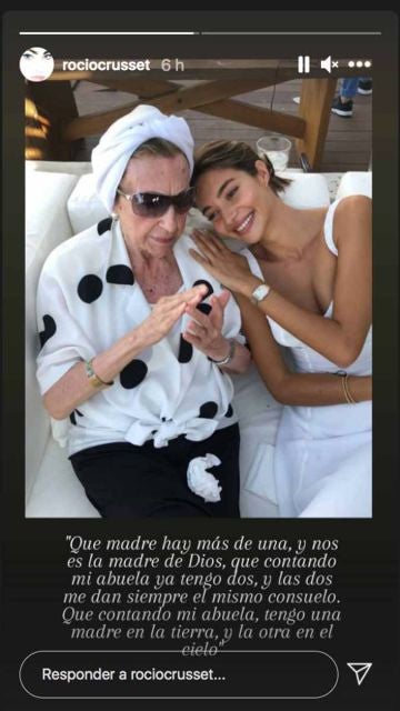 Rocío Crusset junto a su abuela 