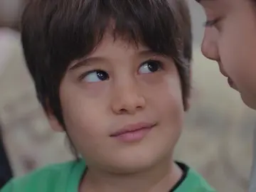 Nisan y Doruk se niegan a aceptar a los hijos de Sarp y Piril como sus hermanos Nisan y Doruk se niegan a aceptar a los hijos de Sarp y Piril como sus hermanos