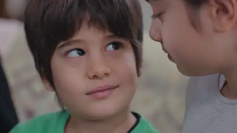 Nisan y Doruk se niegan a aceptar a los hijos de Sarp y Piril como sus hermanos Nisan y Doruk se niegan a aceptar a los hijos de Sarp y Piril como sus hermanos