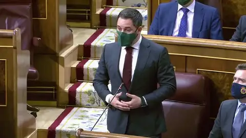 Los piropos de Sánchez a Abascal frente a Casado: "A veces tienen más visión de Estado" Los piropos de Sánchez a Abascal frente a Casado: "A veces tienen más visión de Estado"