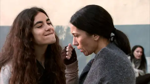 Manolita planta cara a Anabel, la presa más peligrosa de Yeserías Manolita planta cara a Anabel, la presa más peligrosa de Yeserías