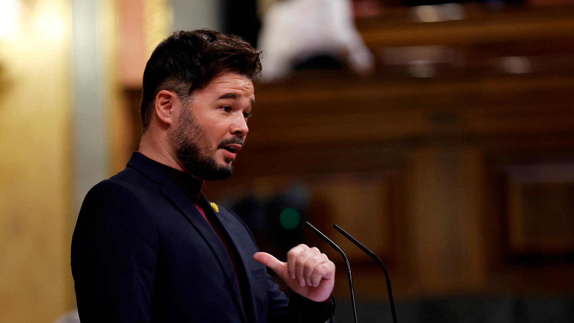 Gabriel Rufián en el Congreso de los Diputados. Gabriel Rufián en el Congreso de los Diputados.