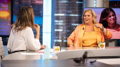 La 'pelea' entre Carmina Barrios y Nuria Roca, ¿cuál de las dos ronca más?