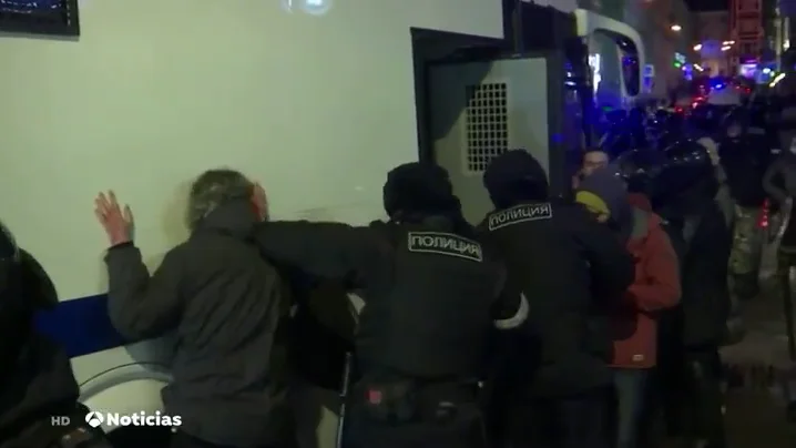 El vídeo que muestra las penosas condiciones en las que están detenidos los seguidores de Alexei Navalni El vídeo que muestra las penosas condiciones en las que están detenidos los seguidores de Alexei Navalni