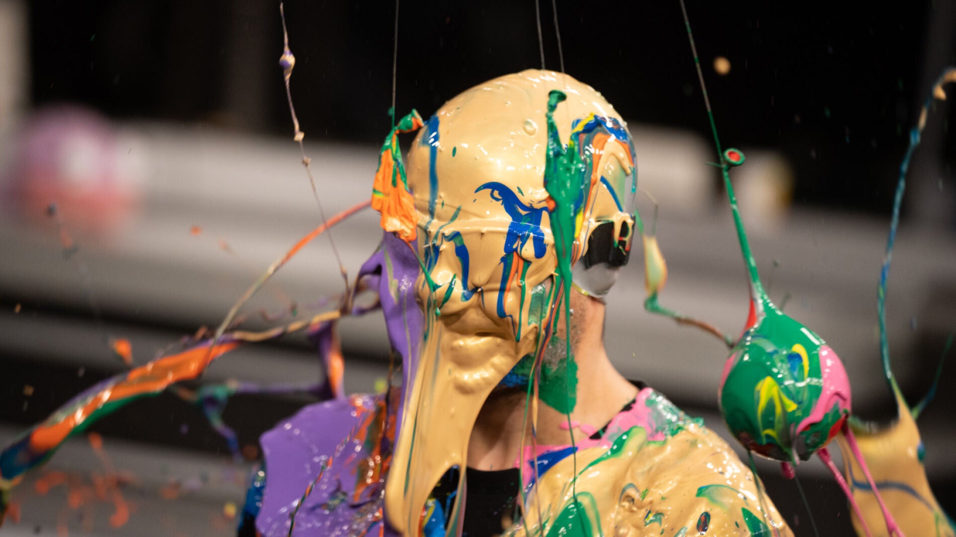 La ciencia de Marron maravilla a Carmina Barrios con el 'Arco&iacute;ris Man'