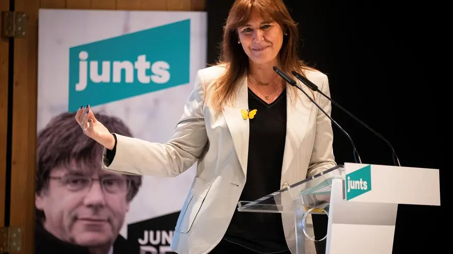 La candidata a la presidencia de la Generalitat JXCAT, Laura Borr&agrave;s, en un acto de campa&ntilde;a para las elecciones catalanas en Badalona
