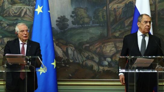 Josep Borrell y Sergei Lavrov