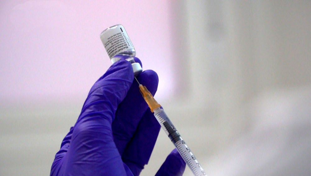 Más de 600.000 personas en España ya han recibido las dos dosis de la vacuna contra el coronavirus