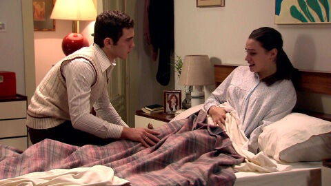 Manolín, asustado con la reacción de Emma tras perder al bebé