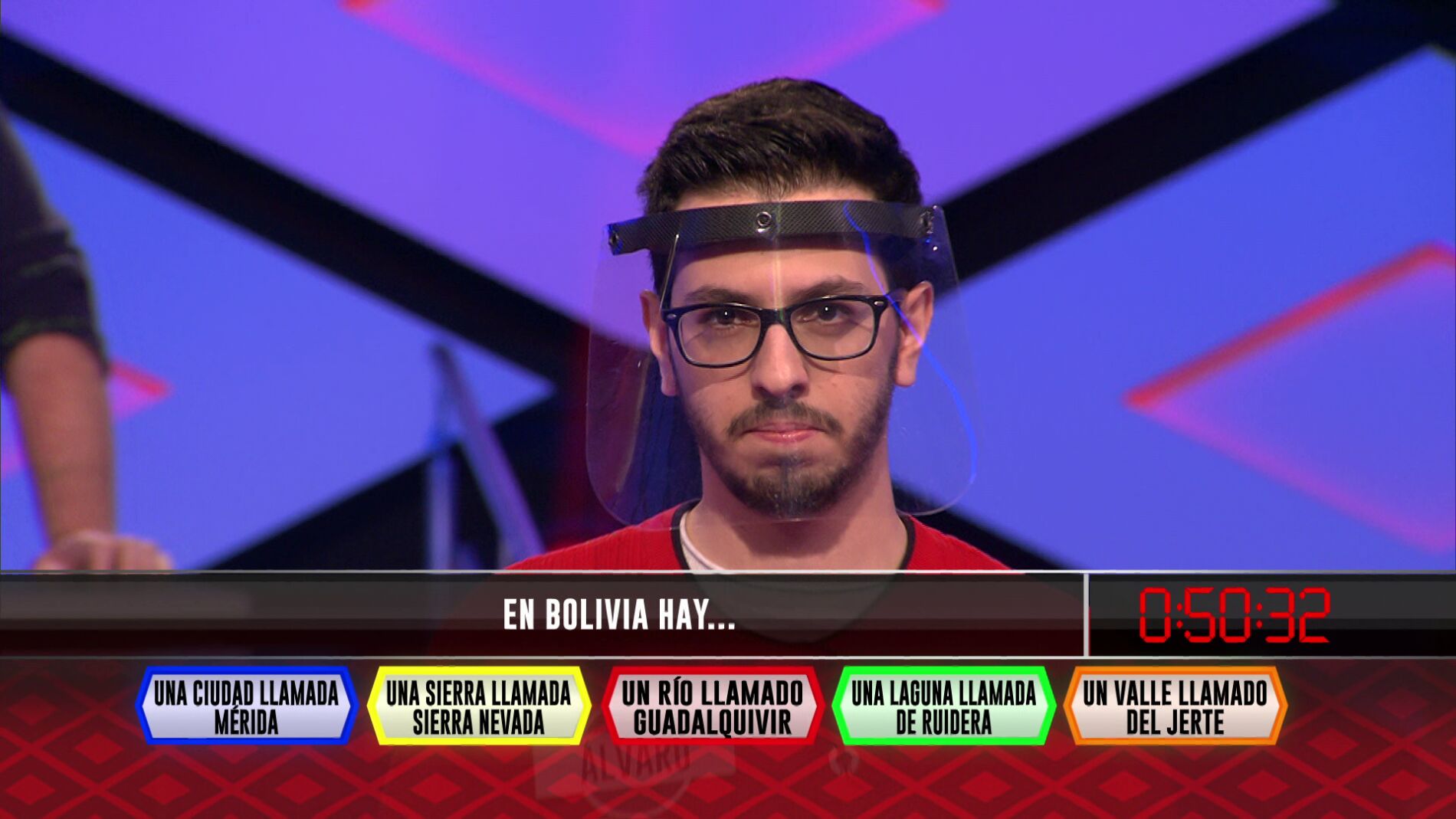 &iquest;En Bolivia? Los &lsquo;Desubicados&rsquo; se pierden en el r&iacute;o Guadalquivir