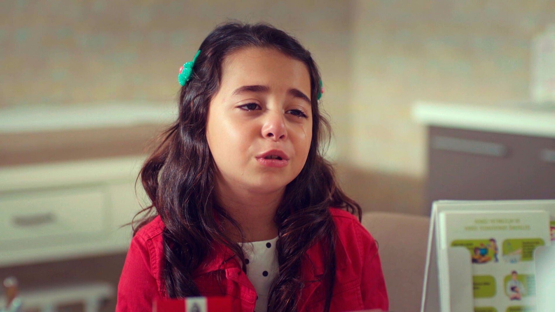 &Ouml;yk&uuml; conmueve al doctor, &iquest;mantendr&aacute; en secreto su enfermedad?