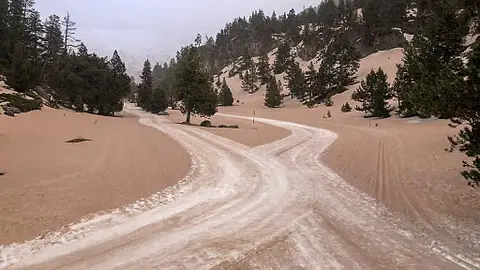 El Pirineo cubierto de polvo del Sahara El Pirineo cubierto de polvo del Sahara