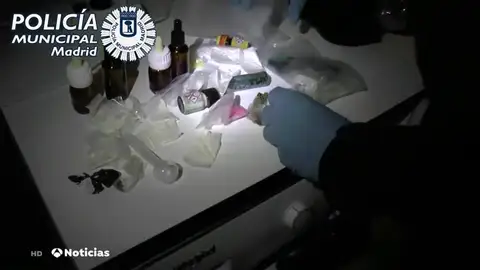 La policía de Madrid interviene 246 fiestas ilegales en una noche La Policía Municipal interviene 246 fiestas ilegales en un fin de semana, los asistentes se enfrentan a multas por desobediencia y contra la salud pública.