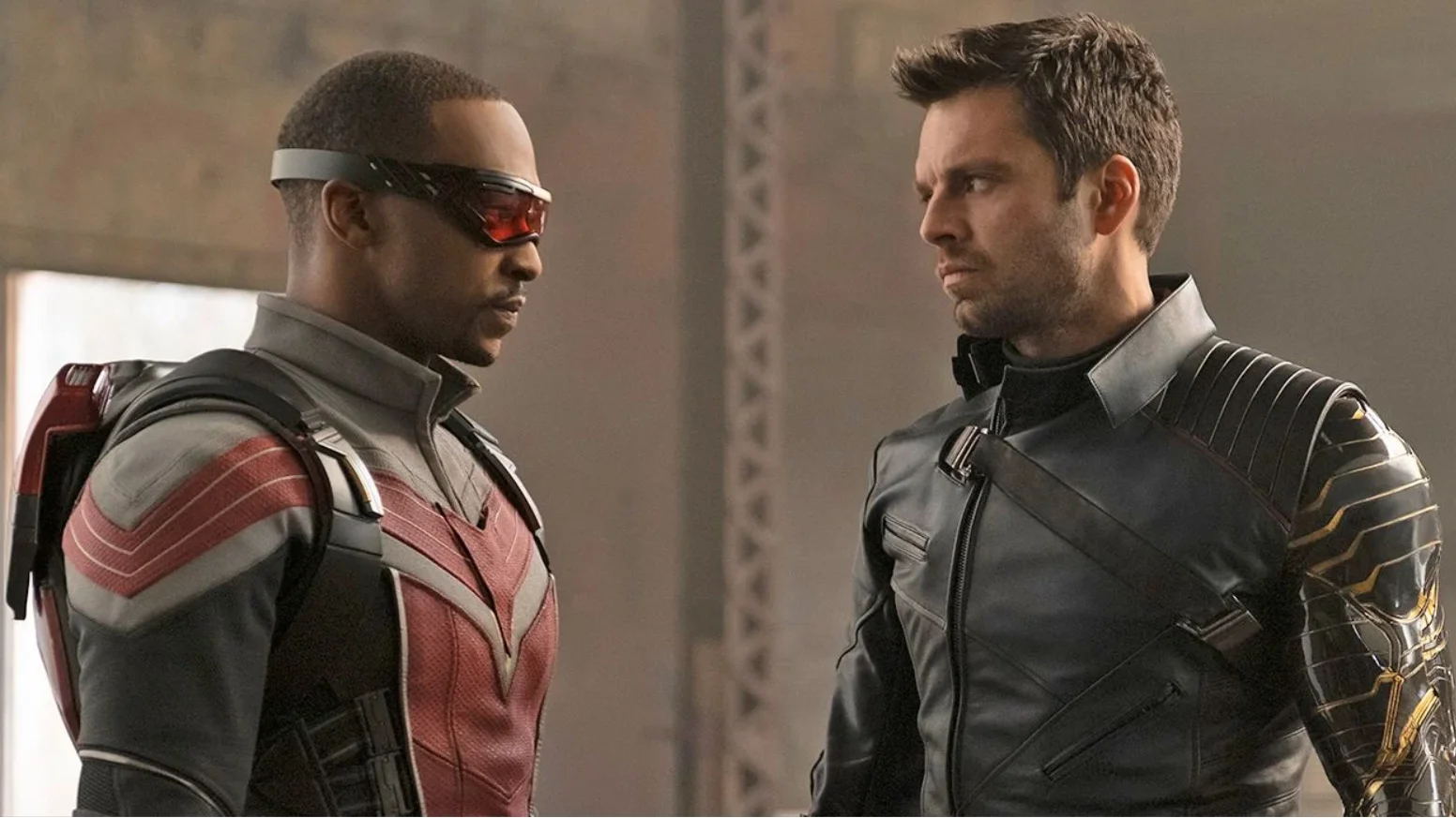 Anthony Mackie y Sebastian Stan en 'Falcon y el Soldado de Invierno' Anthony Mackie y Sebastian Stan en 'Falcon y el Soldado de Invierno'