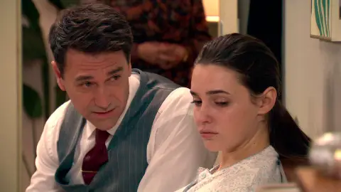 Las emotivas palabras de Abel que tratan de conmover a Emma Las emotivas palabras de Abel que tratan de conmover a Emma