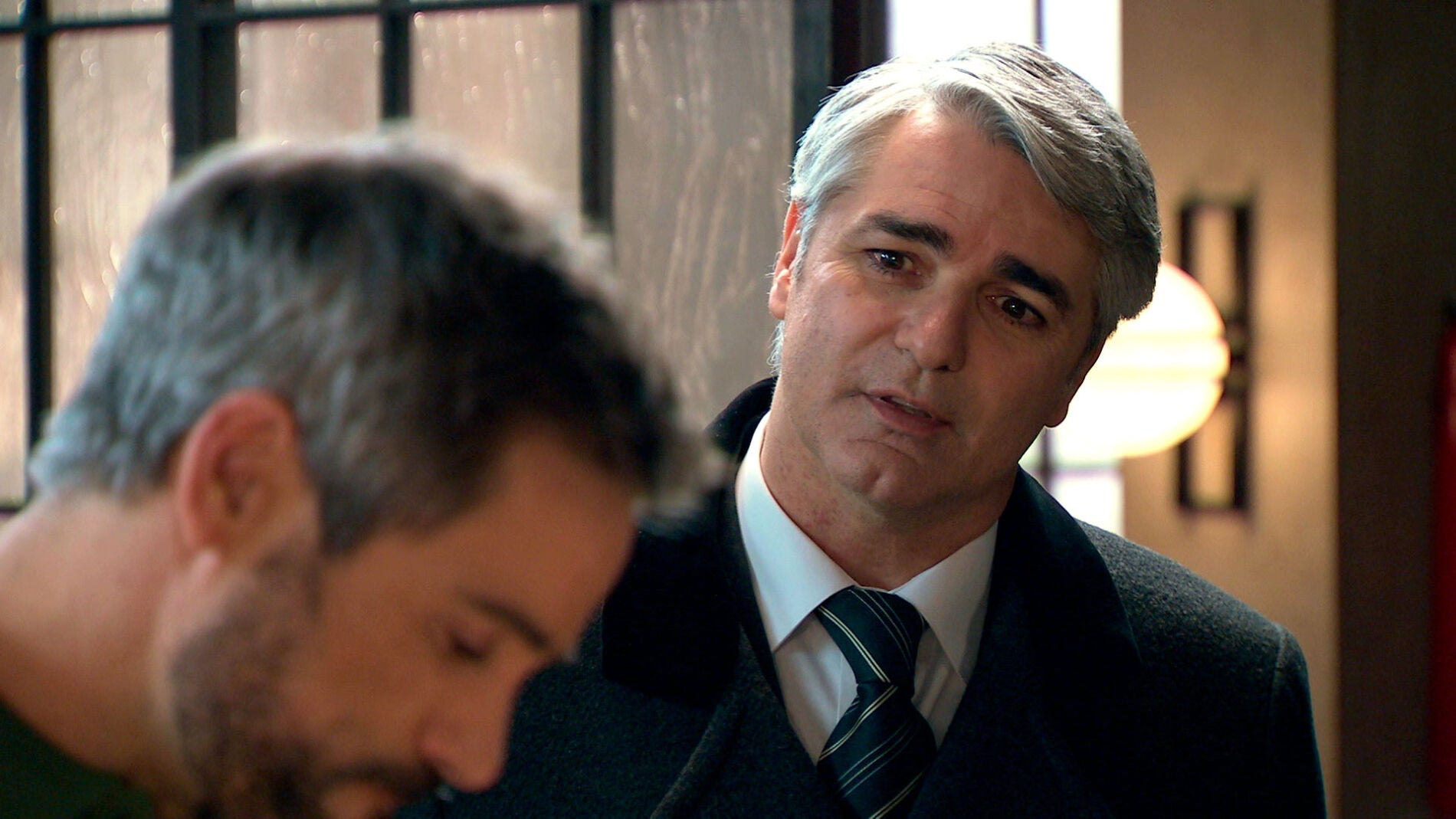 Juan, movido por los celos, se interesa en Gorka