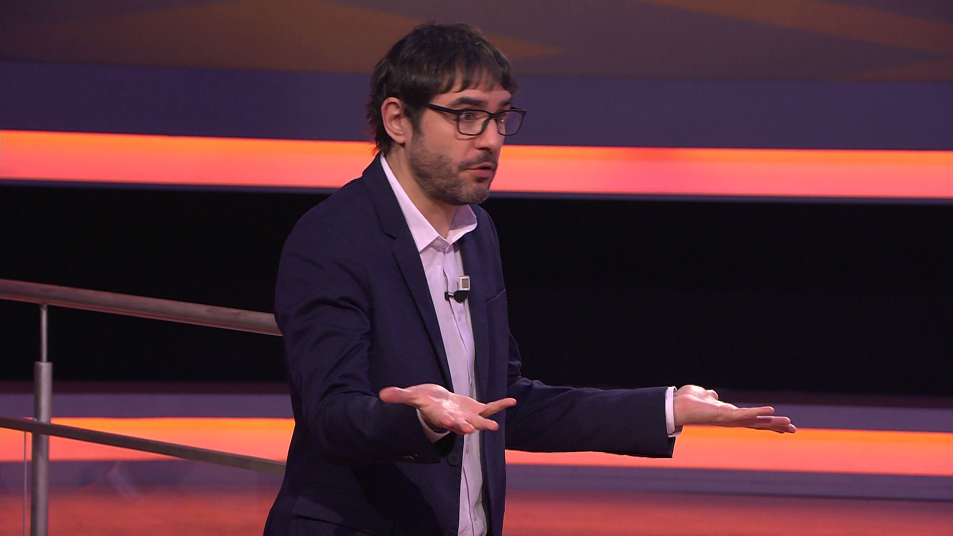 &ldquo;Complejo de abuela&rdquo;: as&iacute; define Carlos a Juanra Bonet tras una inc&oacute;moda confusi&oacute;n