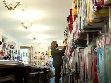 El coronavirus hunde las empresas relacionadas con el ocio como las tiendas de disfraces El coronavirus hunde las empresas relacionadas con el ocio como las tiendas de disfraces