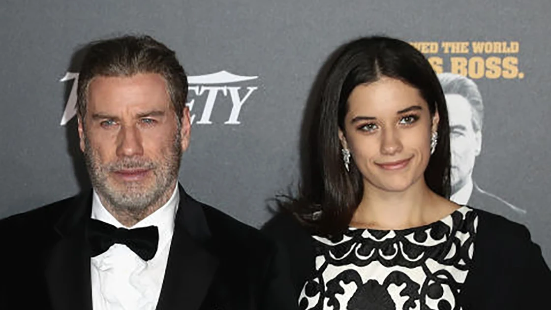 John Travolta y su hija Ella John Travolta y su hija Ella