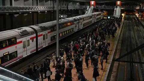 Imagen de una estación de tren Imagen de una estación de tren
