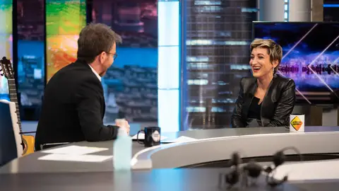 Las surrealistas anécdotas de Susi Caramelo: una lluvia dorada y una faja olvidada tras una noche de sexo Las surrealistas anécdotas de Susi Caramelo: una lluvia dorada y una faja olvidada tras una noche de sexo